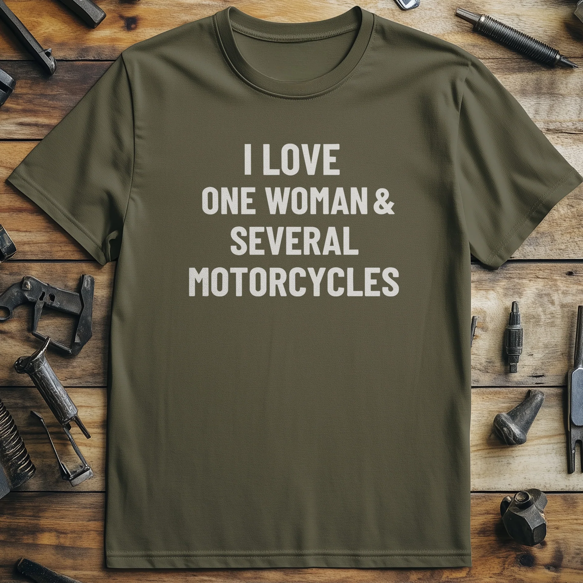 ONE WOMAN BIKES 026 T Shirt - Image 4
